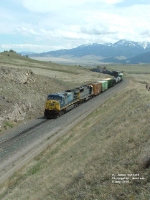 CSX 21 AC44CW in front of Livingston Peak